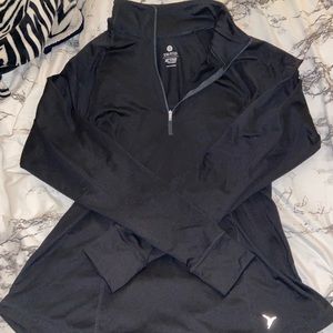 Old Navy fitted athletic half zip